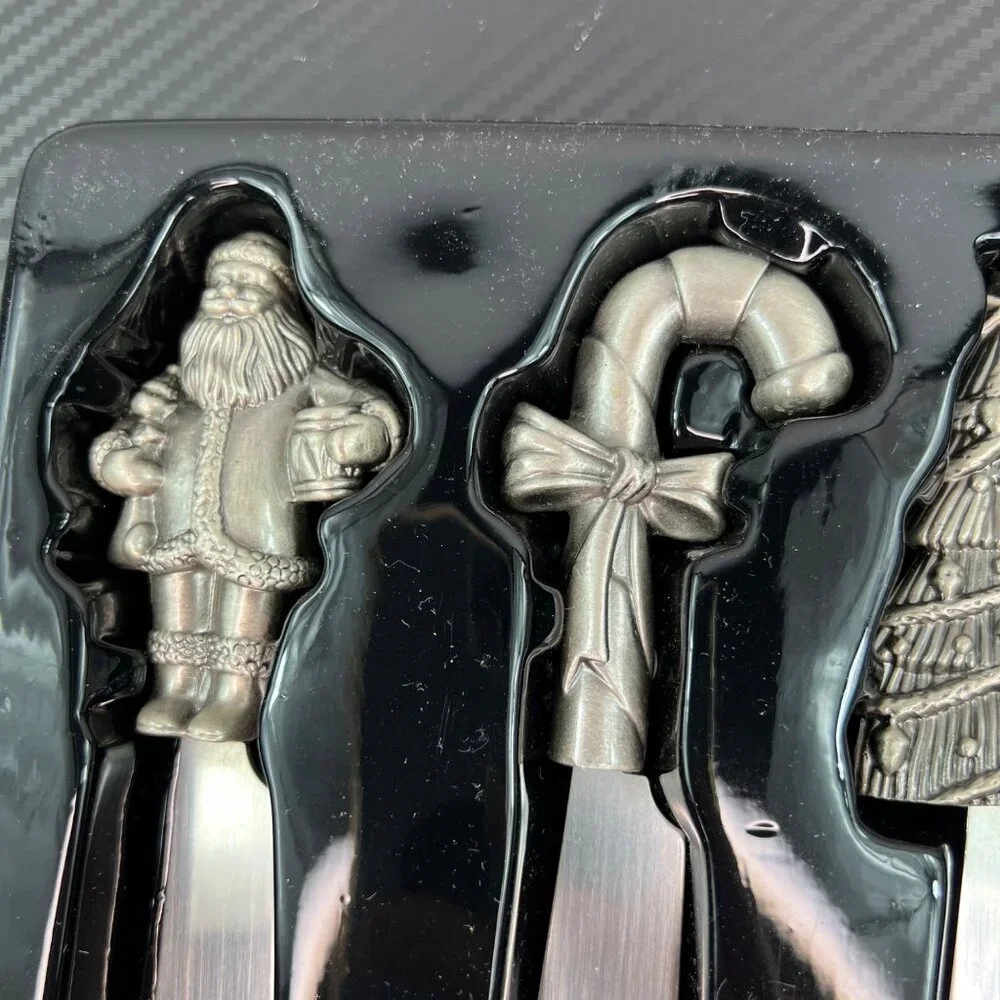 Belk Holiday Cheese Butter Spreaders Santa Candy Cane Nutcracker Tree Set of 4